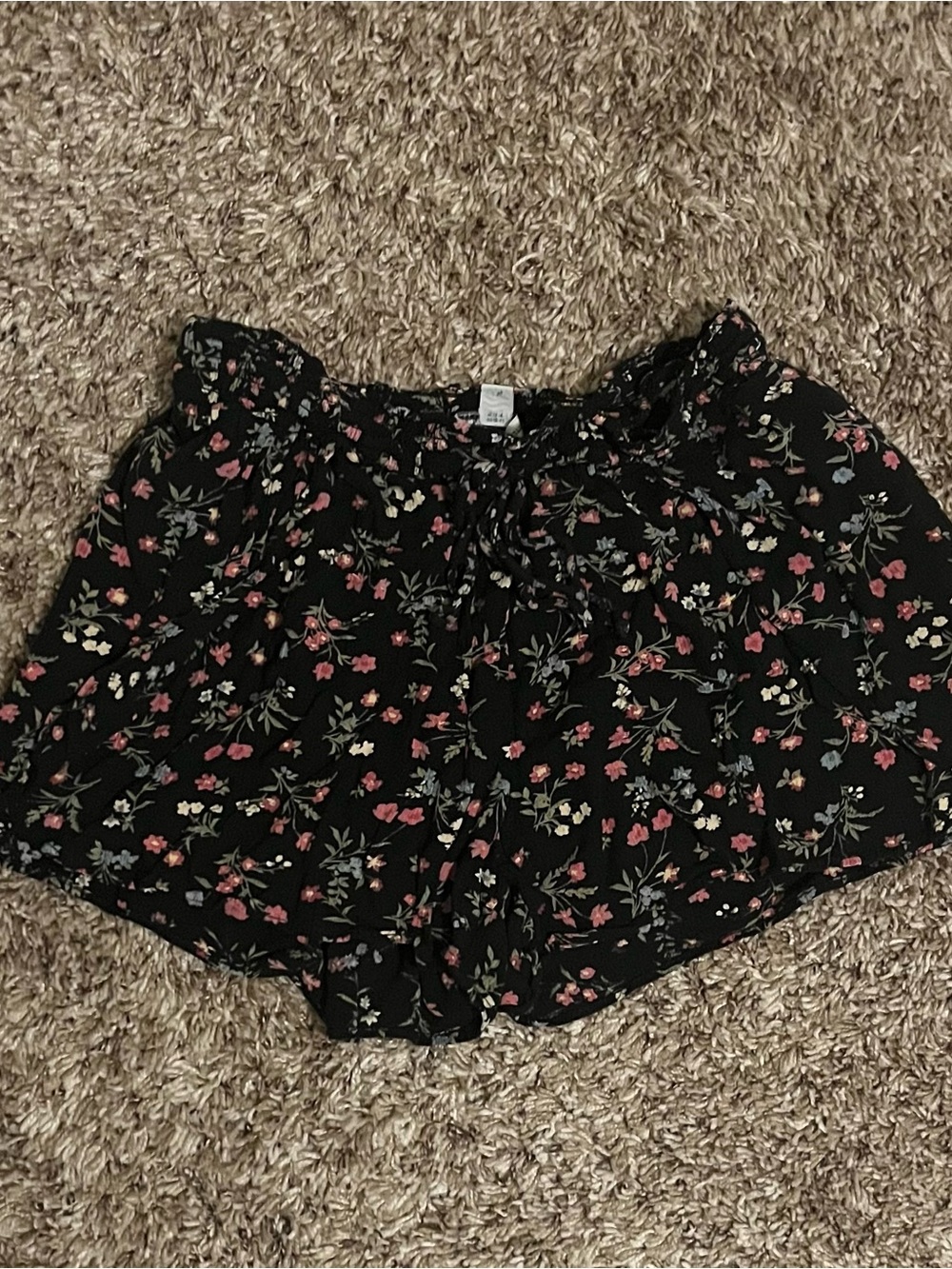 American Eagle Outfitters Black Floral Shorts/skirt size S